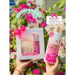 (Quà Tặng 20/11) Set Sữa Tắm Lux Hoa Hồng (1 Sữa Tắm + Bông Tắm + Túi Giấy)